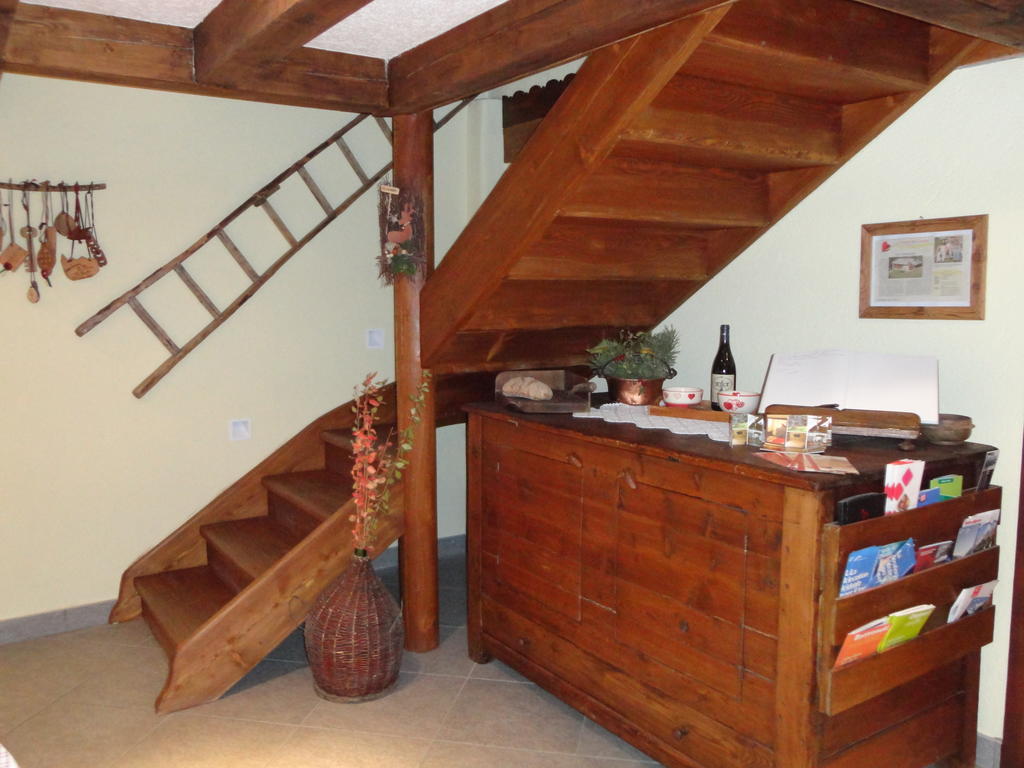 Les Chevreuils Bed & Breakfast Introd Exterior photo